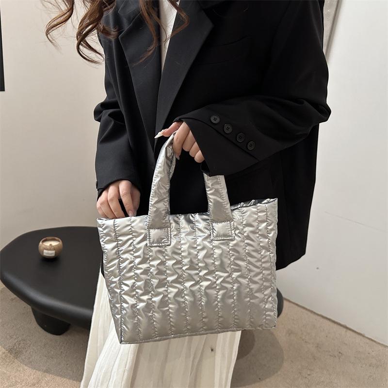 Large Capacity Tote Bag For Women Cotton Padded Nylon Handbag Solid Color Casual Elegant Shoulder Bag Fashion Purse