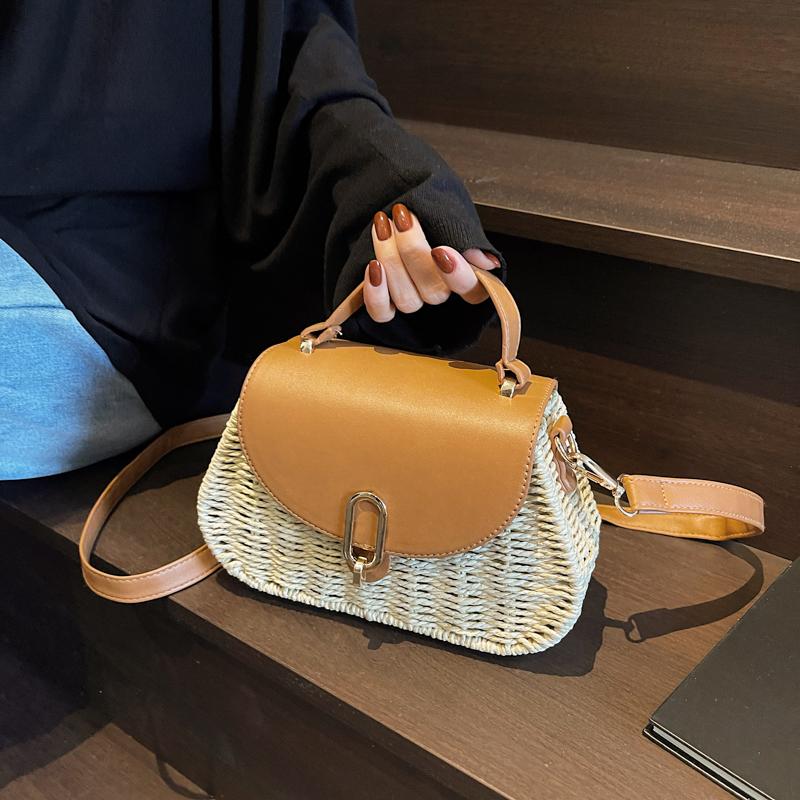 Women Straw Beach Bag Fashion Shoulder Bag Handmade Clutch Purse Large Capacity Travel Handbags Designer Luxury Crossbody Bags