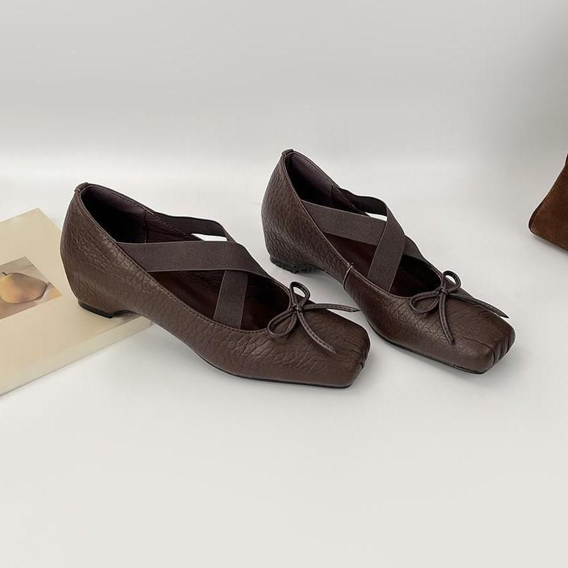 Sheepskin version~ inner height increase ballet shoes women's 2025 new pig nose bow temperament single shoes comfortable Mary Jane