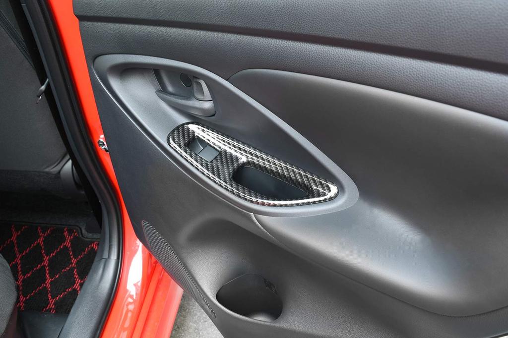 SecondStage Toyota Yaris Cross PWSW Panel Digital Carbon Fiber Style T770DCB (Door Switch) (January 2024-)
