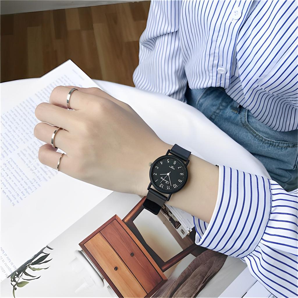 Minimalistischer Stil Jugend Uhr Männlich und Weiblich Schüler Lässig Mori Mittelschüler Schwarz und Weiß Paar Uhr