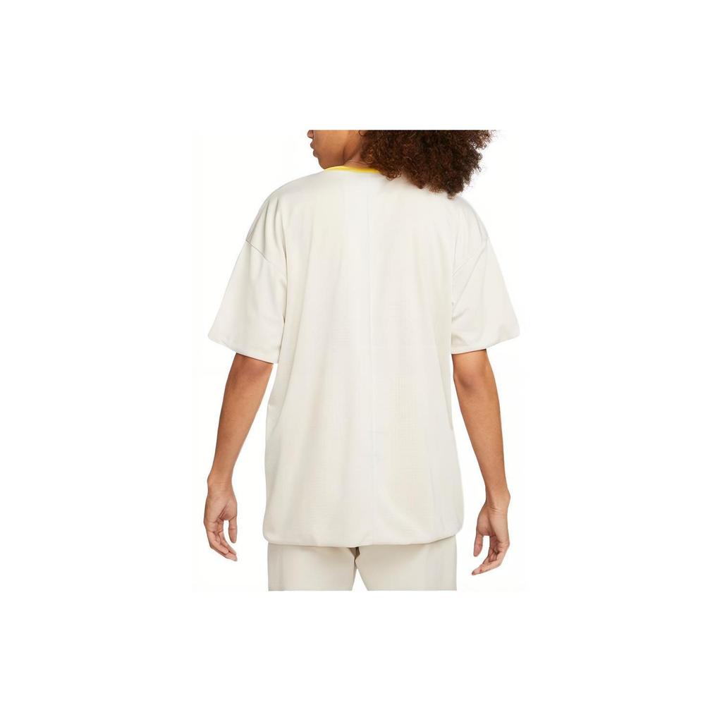 Nike T Shirts Men's Bright Sulfur Yellow Crew Neck Moderate Straight Fit DM6709-104