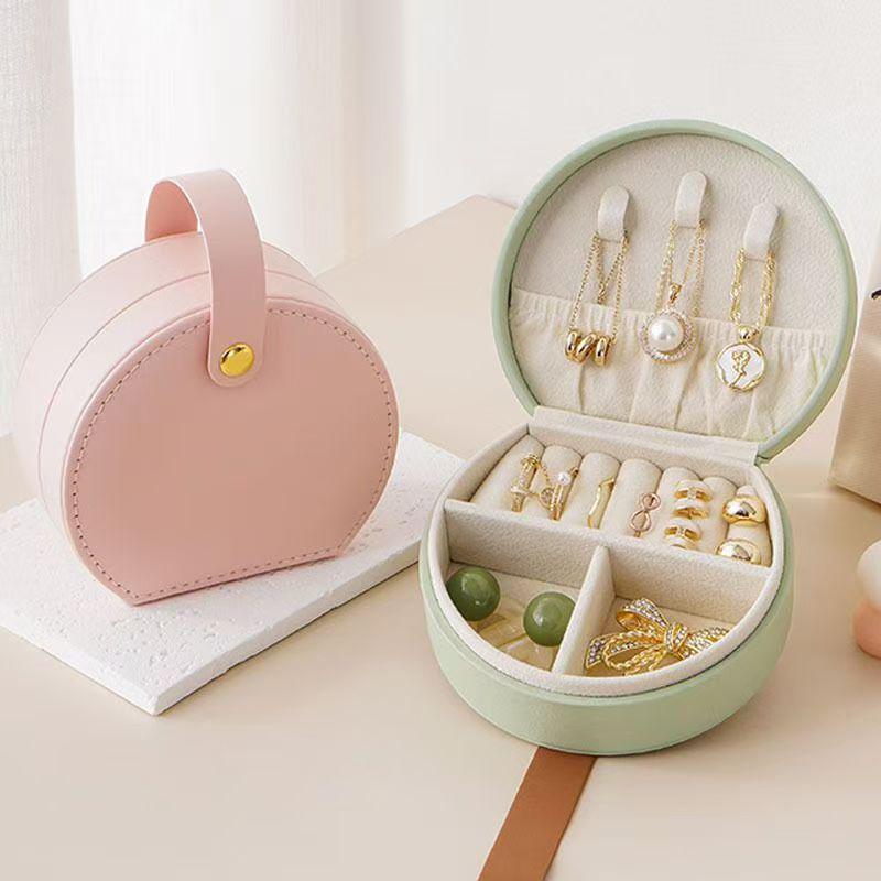 Mini Pu Jewelry Organizer Display Travel Jewelry Case Earrings Necklace Ring Portable Handbag Jewelry Box Round Leather Storage