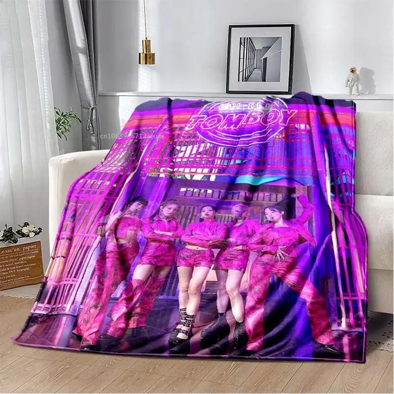Ineve Tomboy Korean Music Girl Group (G) I-DLE Flannel Throw Blanket Ultra Soft Thin Blanket Living Room Bedroom Sofa Covers