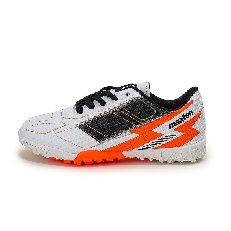 New Breathable Children's Football Shoes Training Shoes Primary School Students Men's Football Shoes Broken Nail Shoes Women's MCW131