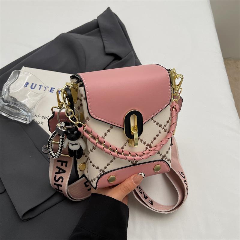 Fashion Small Crossbody Bag for Women, Lightweight Mini Cell Phone Purse, Casual Shoulder Bag