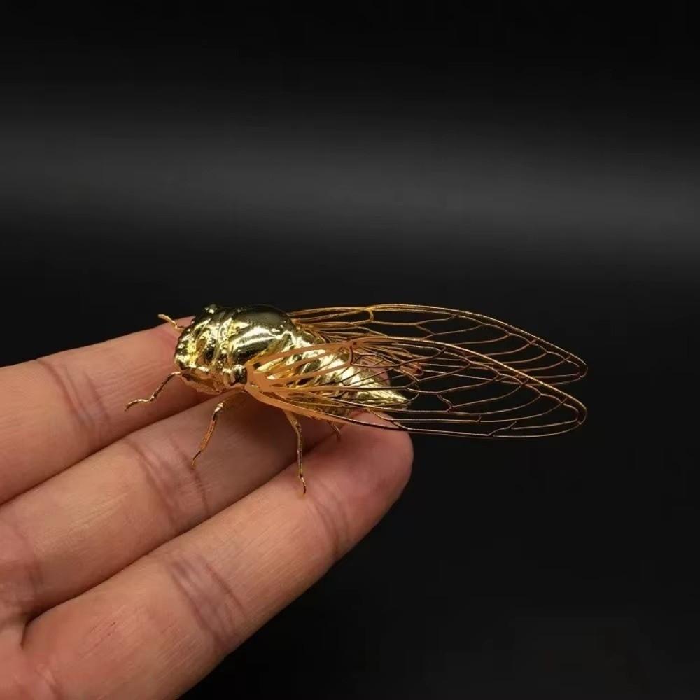 Hollowed-out Cicada Figurine Mini Vintage Insect Sculpture Micro Landscape Figurine Tabletop Decor