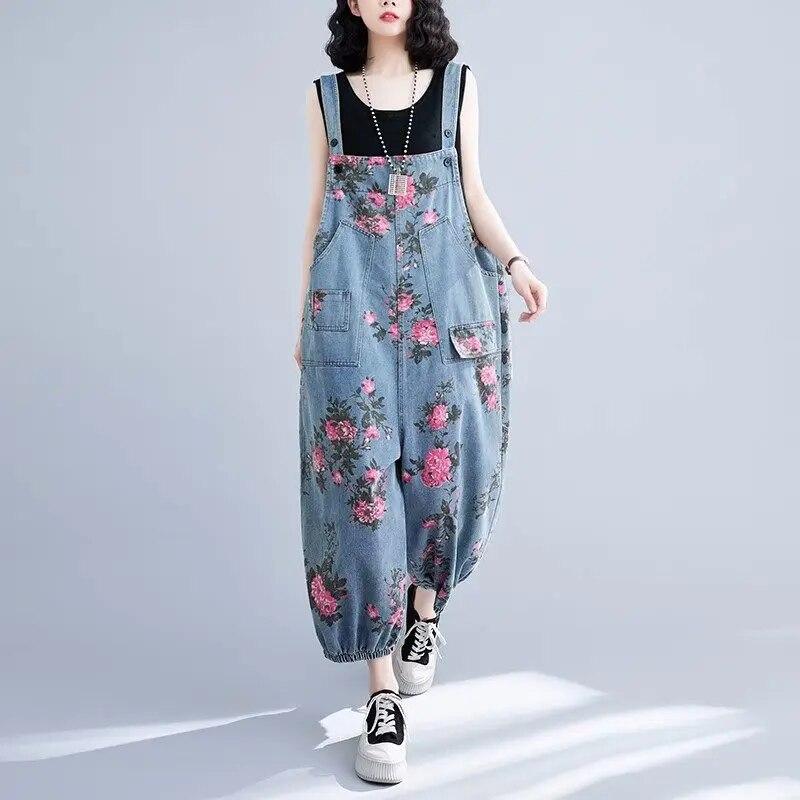 Pantaloni cu bretele din denim de marime pentru femei, largi, ocazional, la modă, versatil, imprimat, cu lanternă artistică, salopetă de blugi