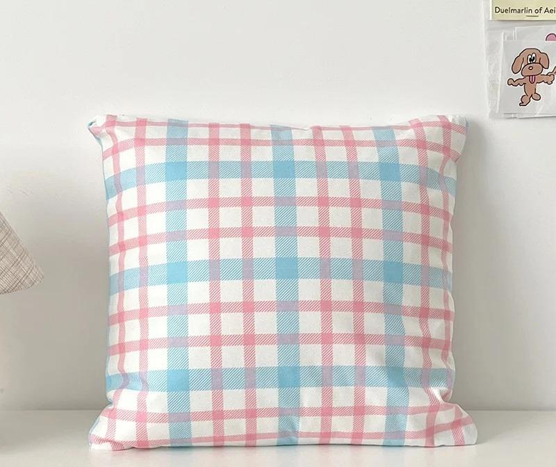 Colorful Checkered  HeartShaped Pattern Pillows Pattern Cushion Cover Suitable For Sofa Bedroom Car Pillow Cover