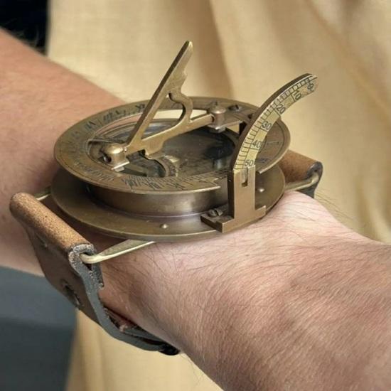 Handmade Brass Sundial Compass Wrist Watch Steampunk Leather Bracelet Nautical Vintage Collectible