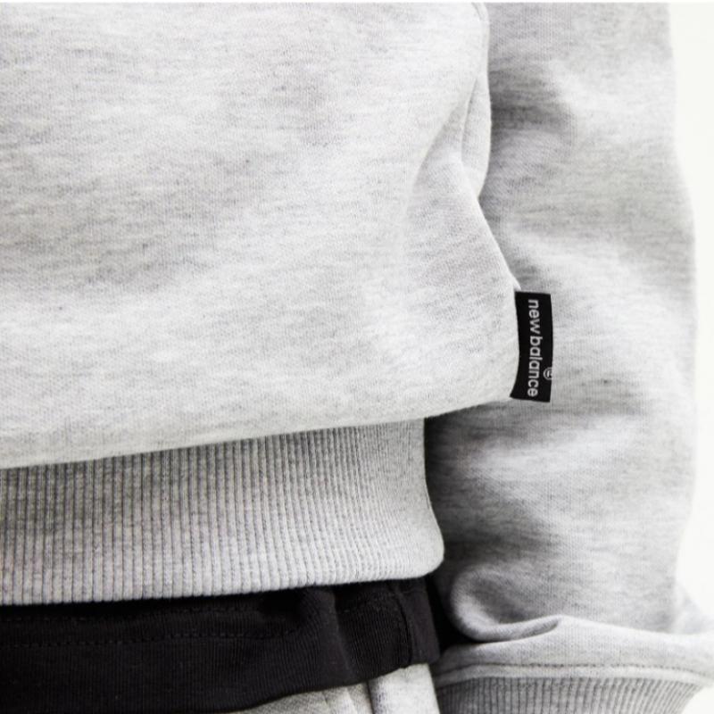 New Balance Long Sleeve Tee Rqk Nbnce11013 Ac Uni Essential Small Logo Sweatshirt  Sta