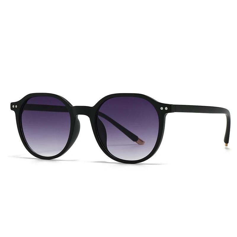 Fashion Round Sunglasses Women Vintage Rivets Punk Men Ins Popular Shades Gradient Sun Glasses UV400