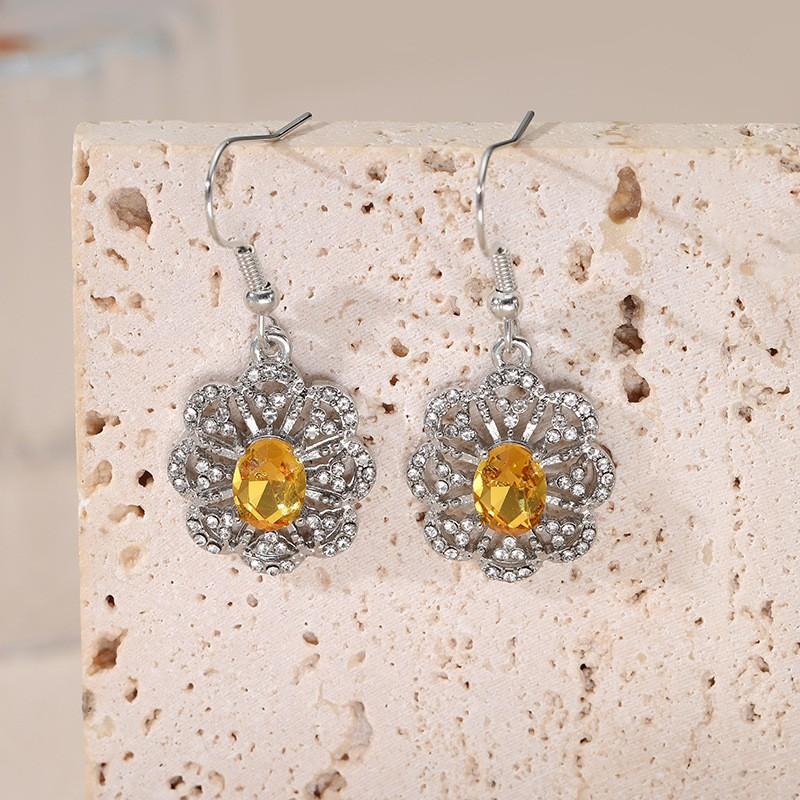 New High-end Flower Diamond Earrings Light Luxury Versatile Zircon Women's Earrings