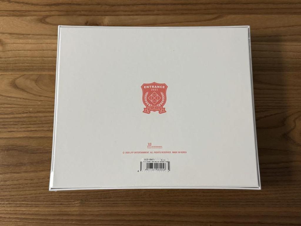 [USED] NiziU SEASON’S GREETINGS 2021 “ENTRANCE”