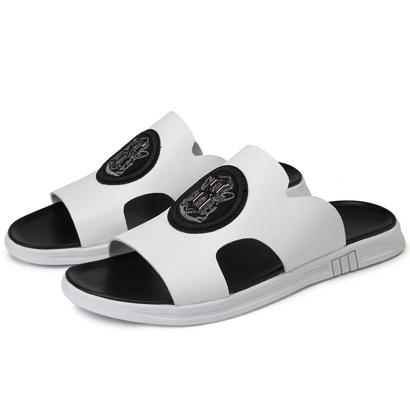 

Для мужчин Нескользящие уличные тапочки Классические пляжные мужские туфли без застежек Кожаные дышащие тапочки Легкие мужские прогулочные туфли 44 белый