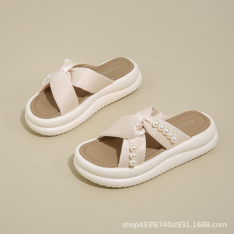 Dicke Sohle Feenstil Hausschuhe Damen Outdoor 2025 Sommer neu Koreanische Version Mode Perle Muffin Cool Hausschuhe Damen Tide