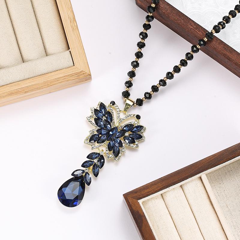 Crystal Pendant Sweater Necklace - Fashionable and Atmospheric Design