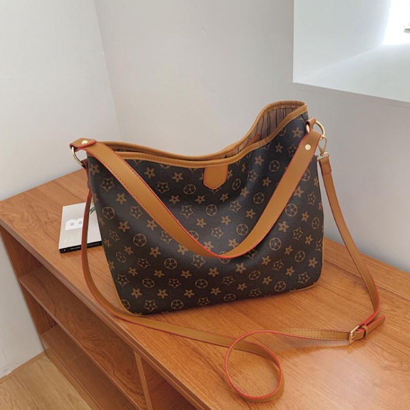 IELGY Fashion Lady Large-capacity Retro Super Large-capacity Diagonal Bag