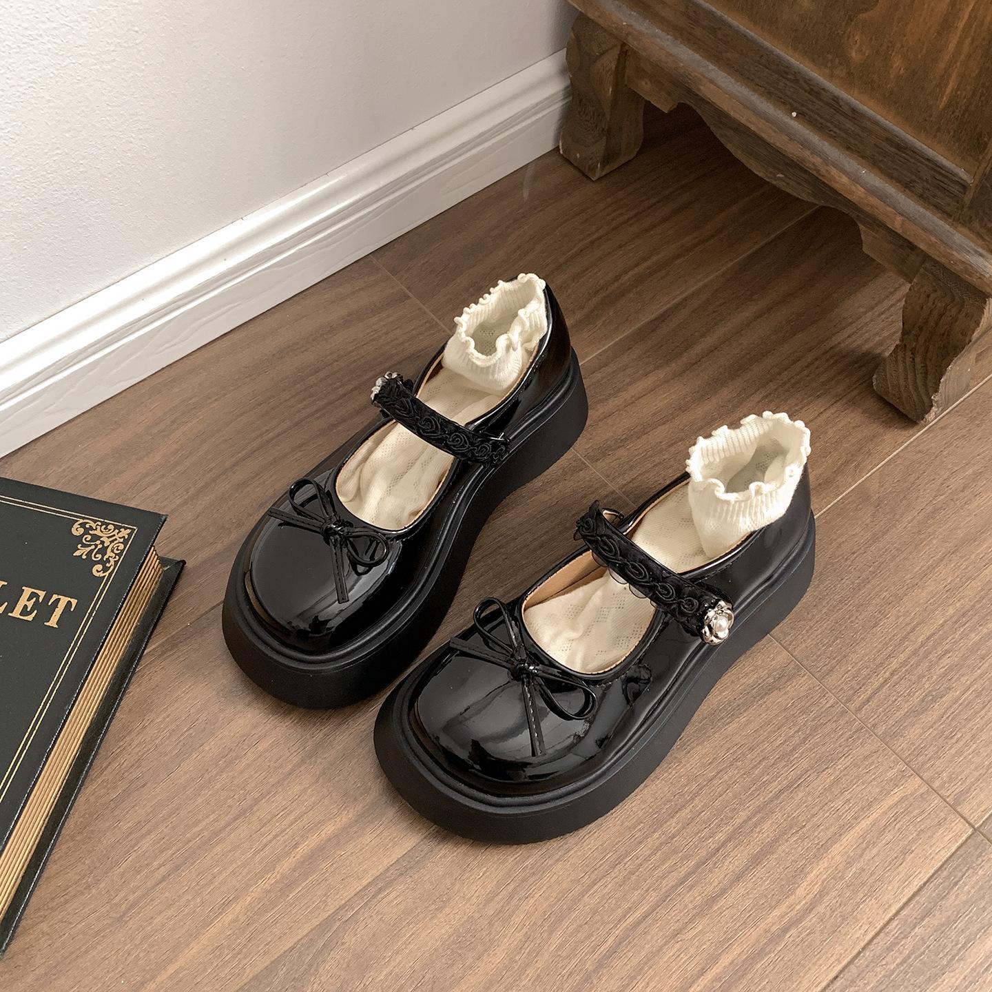 

Black French British style platform small leather shoes women s 2025 new summer skirt shallow mouth Mary Jane single shoes 35 чёрный
