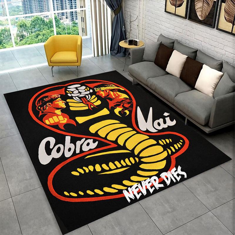 Tappeto Tappetino Cobra Kai TV Amanda Karate per Camera da Letto Soggiorno Divano Sala Giochi Zerbino Decorazioni per la Casa, Tappeto per Area Bambini Antiscivolo Regalo