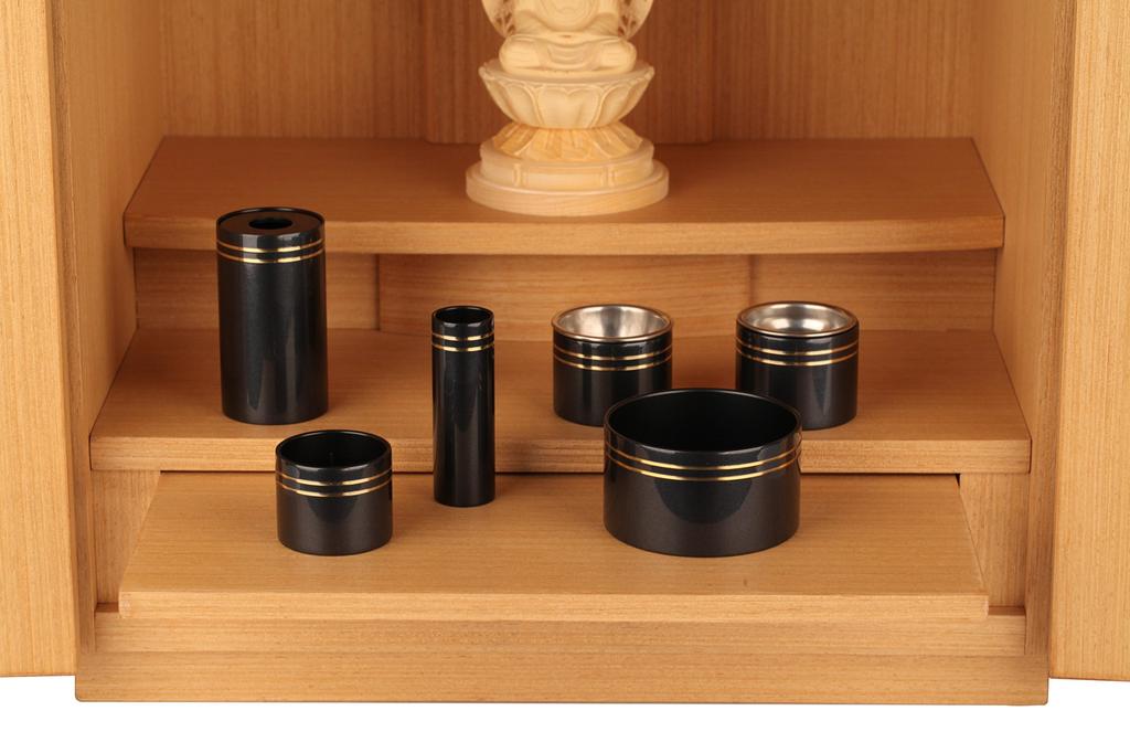 Oda Kobo Brass Modern Buddhist Altar Set (Indigo, 6-Piece Set)