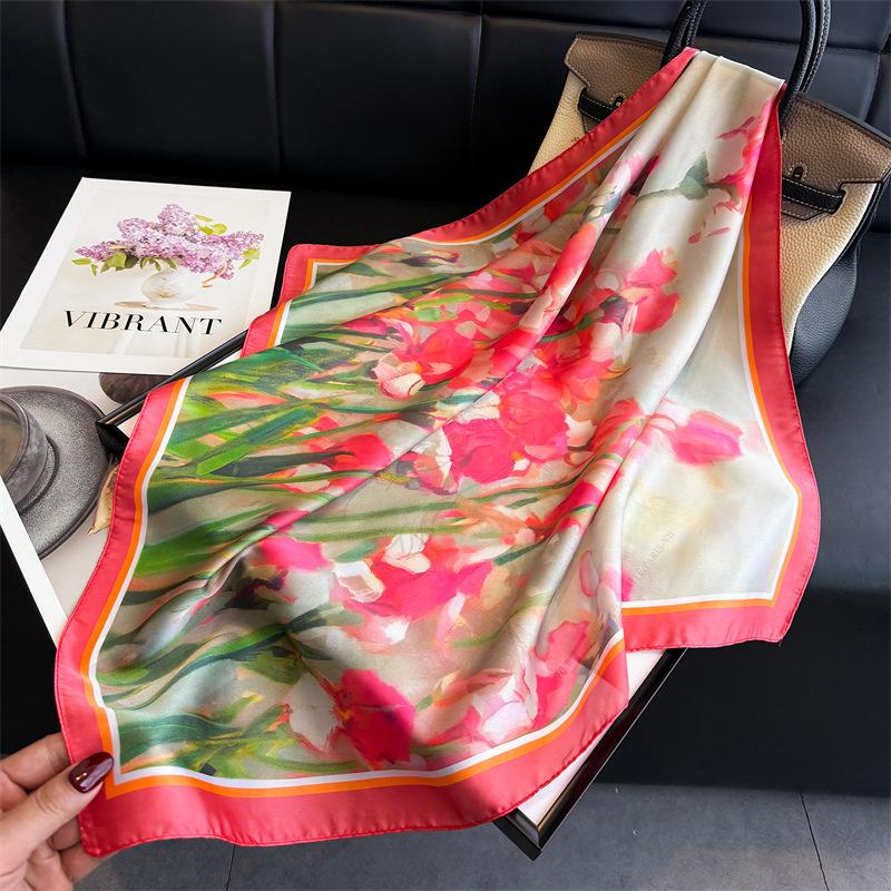 New Printed Scarf Imitation Silk Retro High-end Sunscreen Shawl Travel Neck Square Scarf Silk Scarf Headscarf