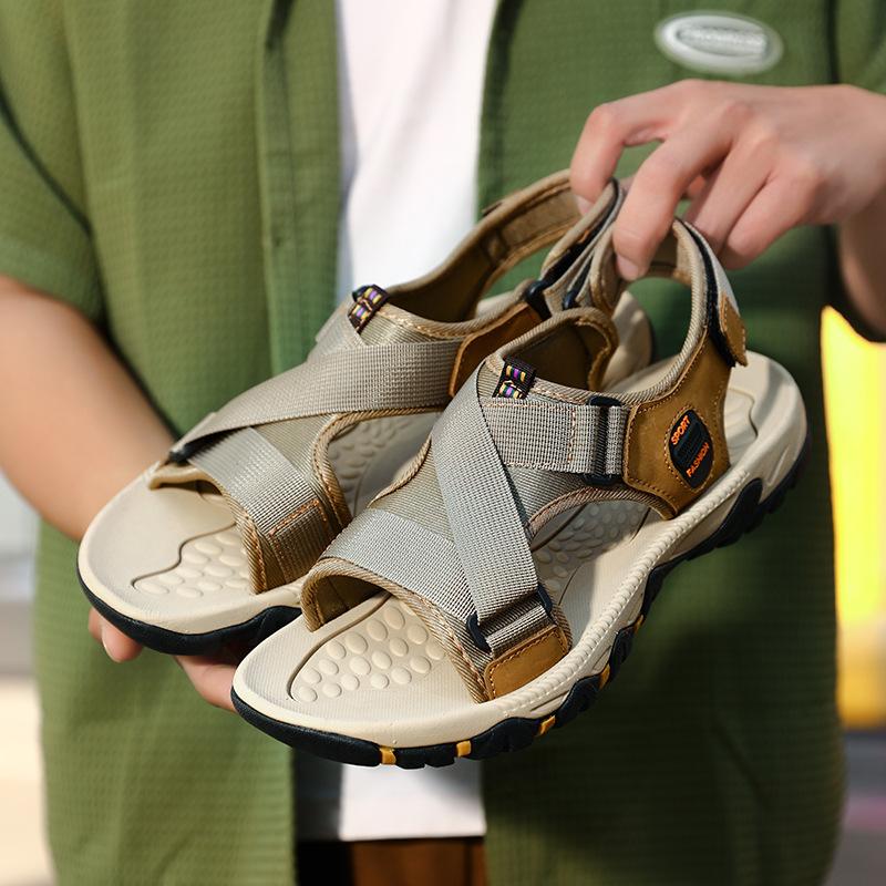 Men's Summer Casual Leather Outdoor Sandals Breathable Lightweight TPU Upper Rubber Outsole Fashionable Beach Shoes