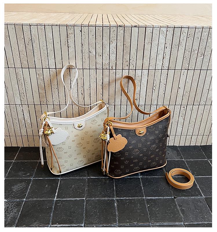 2025 Women's Large Capacity Retro Tote Bag, High-End Fashion Floral Commute Bag, Shoulder Crossbody Style