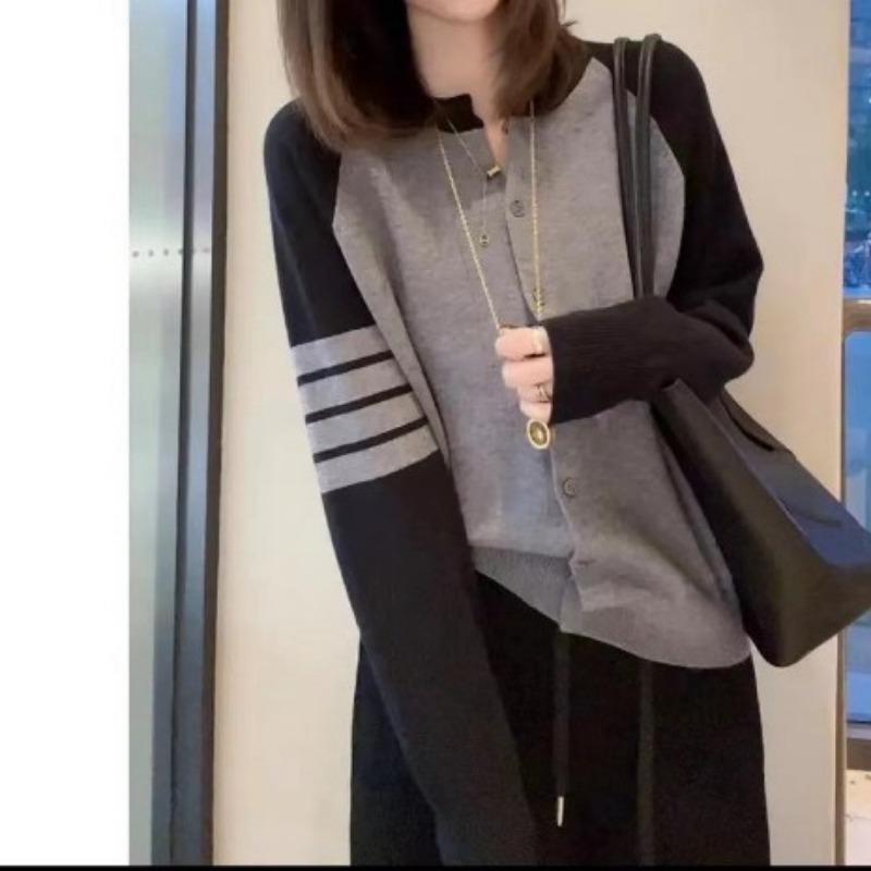 Women's Striped Knitted Cardigan Autumn Korean Version New Design Sense Sweater Top