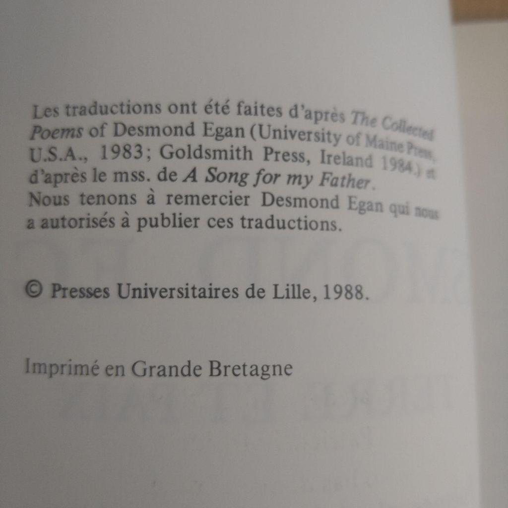 [USED] Terre Et Paix - A Collection of Poems by Desmond Egan