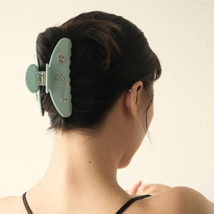 Seahorse Hair Claw, MINT