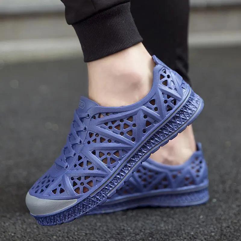 WTEMPO Herresandaler Sommer Myk Såle Lav Hæl Hul Blandet Farge Pustende Sklisikker Strandsko Tykk Såle EVA Ettstykke Plast Komfortabel Sandal