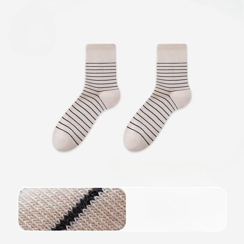 Female Spring and Autumn Pure Cotton Striped Breathable Sweat Absorbing Boneless Tube Stack Socks