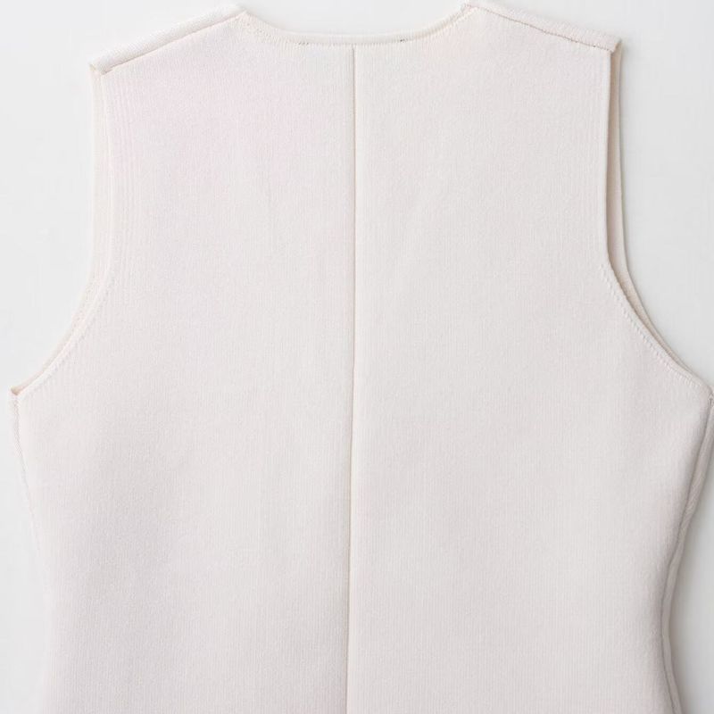 Kaslead New Women Clothes Western Style Fashion Lining Button Decoration Knit Vest 4192155