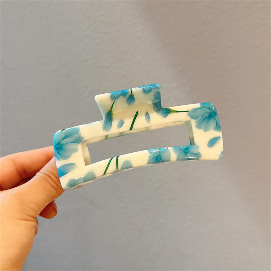 New Korean fashion Retro Hair Claws Clamp Hollow Geometric Square flower Pattern Ponytail Hair Grabbing Clips for Women