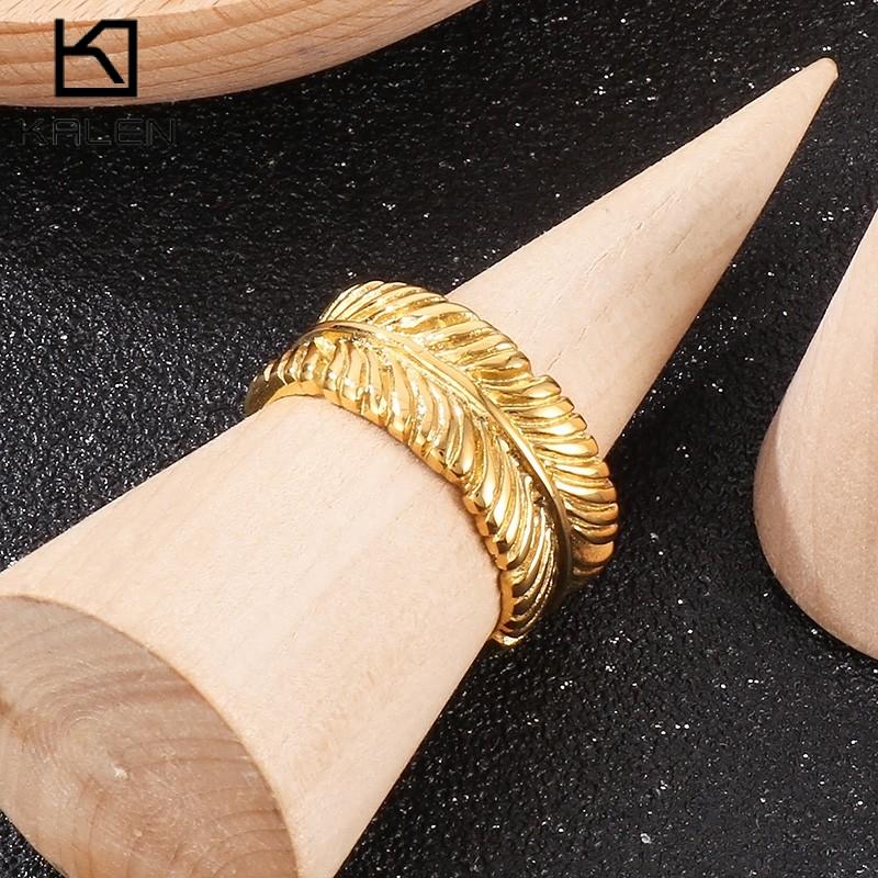 Hip Hop Personality Stainless Steel Feather Ring for Men Women 10MM Color Gold Round Finger Rings Trendy Jewelry Male Charm Gift