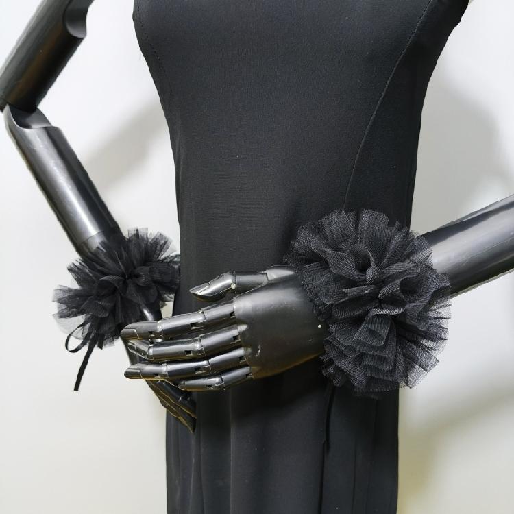 Elizabethan Mesh Ruffle False Collar Choker and Faux Wrist Cuffs for Renaissances Fairs and Theatrical Performances