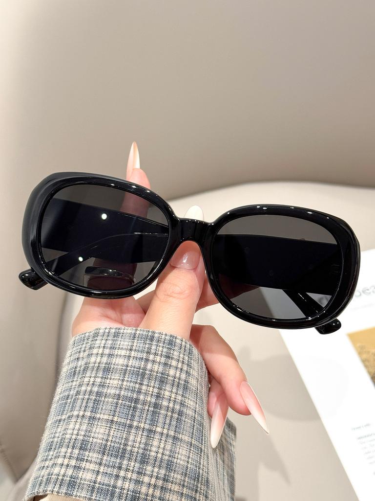 1Pc Women's Small Frame Sunglasses Fancy Sunglasses for Women Ladies Luxury Designer Vintage Fashion Outfit