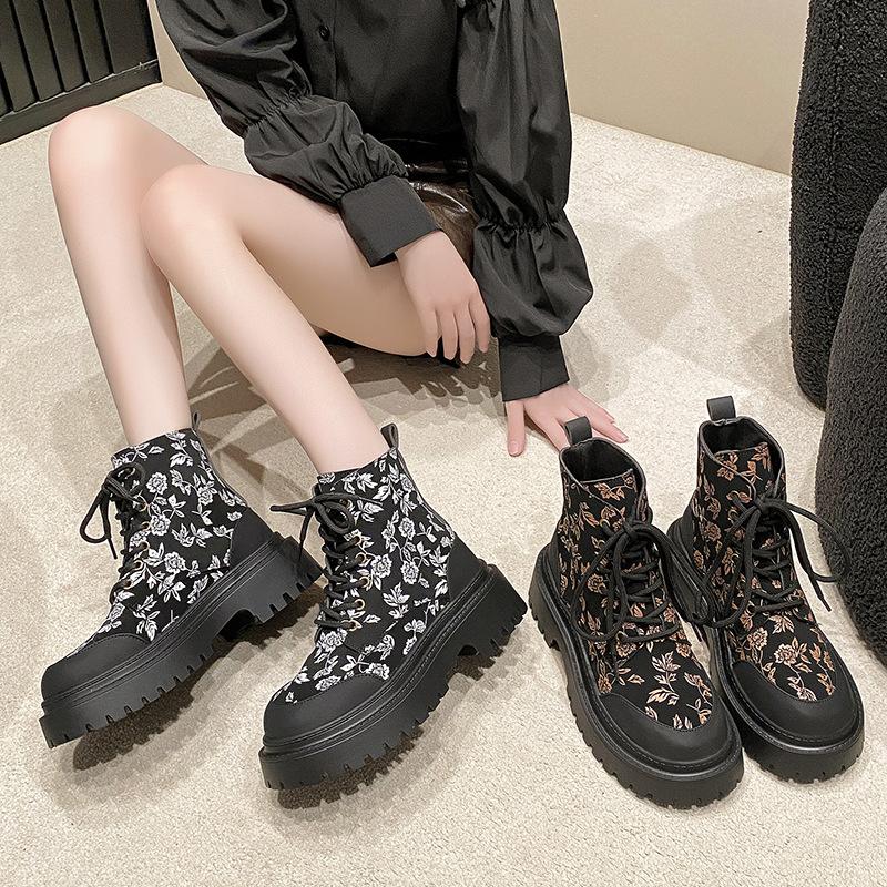 Large Size Martin Boots Women'S Velvet Warm British Style Thick Heel Short Boots Women'S Front Lace-Up Fashion Boots Women