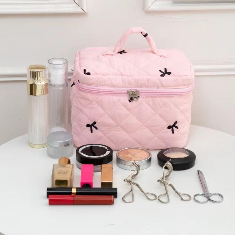 1pc Black Bow Quilted Makeup Bag Bow Makeup Bag Zipper Makeup Case Zipper  Portable Travel Storage Make Up Bag for Women Girl