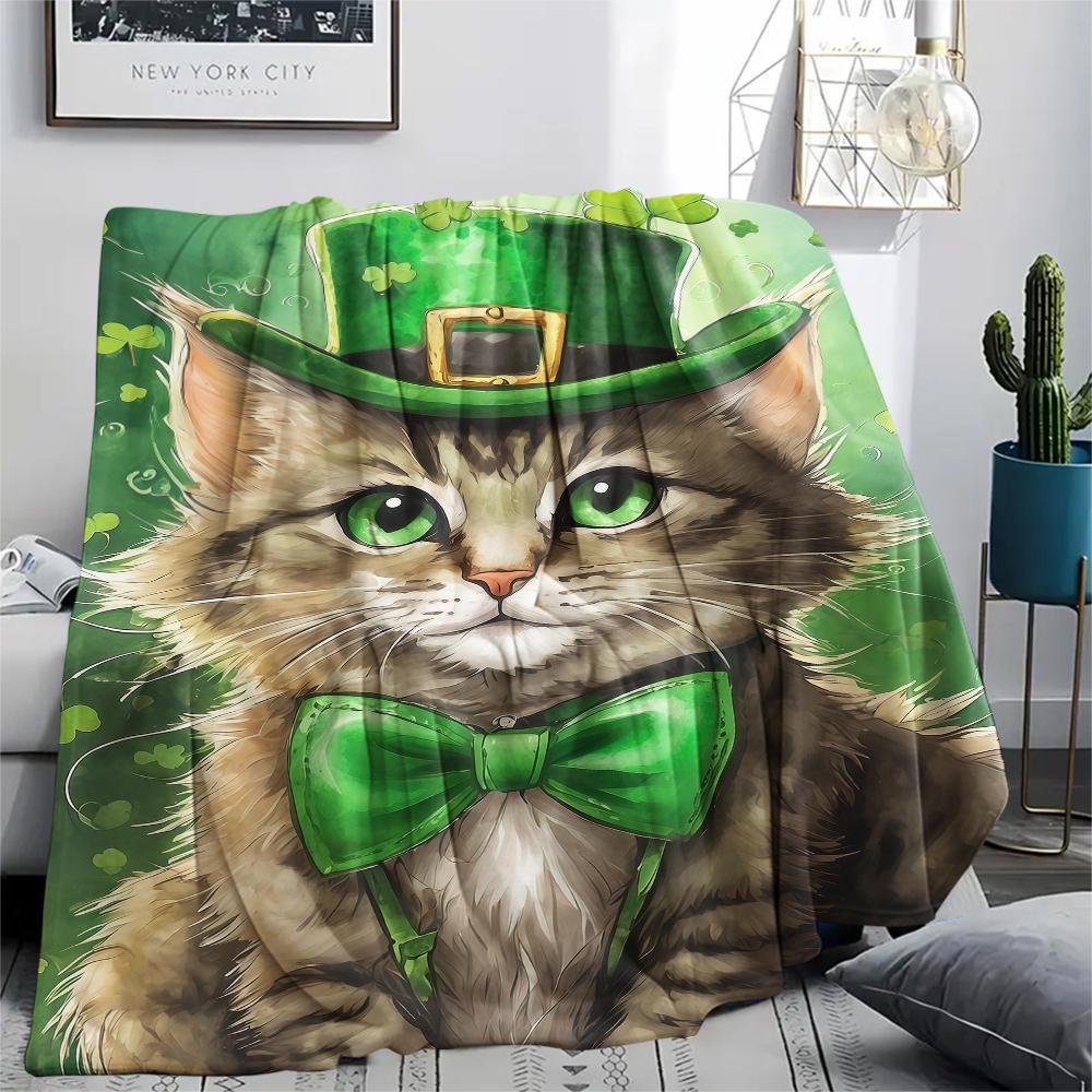 St.Patrick's Day Green Clover Print Flannel Blanket,High Quality Comfortable for All Seasons,Home Decor,Warmth and Comfort,Perfect for Christmas Gifts