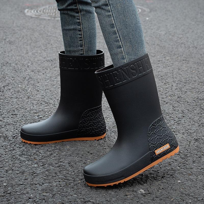 Fashion Rain Shoes Women's Medium and High Rain Boots Women's Waterproof Water Shoes Outer Wear Rubber Shoes Overshoes Water Boots