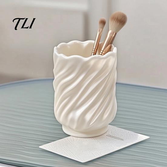 Plastic Pencil Cup for Desk Spiral Pen Holder, 3D Printed Twisted Makeup Brush Organizer Cup, Sturdy Holder School Decorative Storage Container Office
