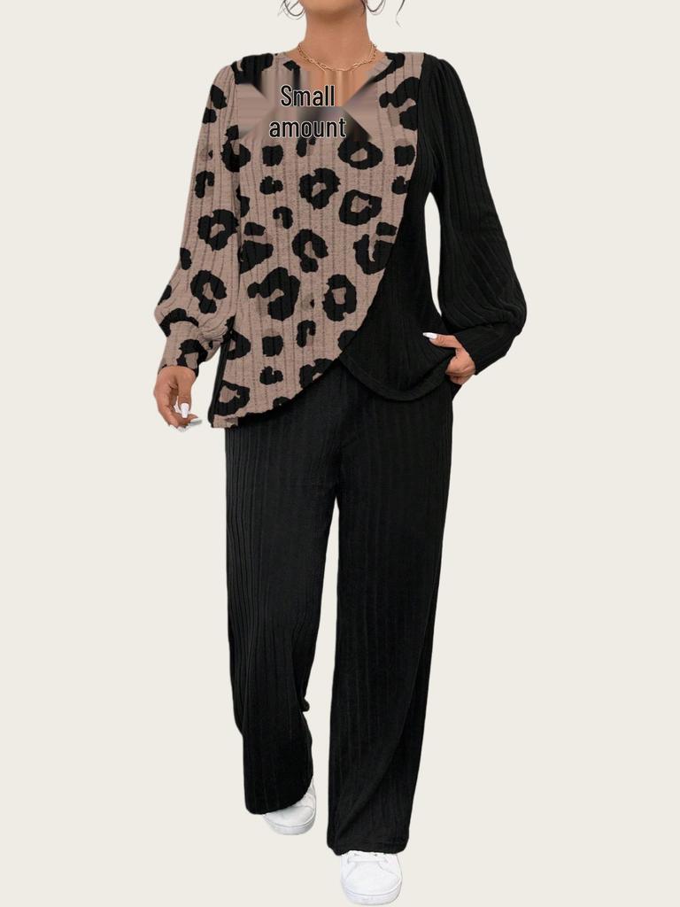 Dámská pletená souprava s barevným potiskem a rovnými kalhotami, nadměrná velikost