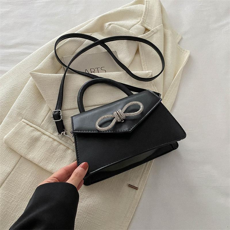 Gentle Fashion Simple Temperament Handbag Early Spring Versatile Shoulder Messenger Bag Small Square Bag Women