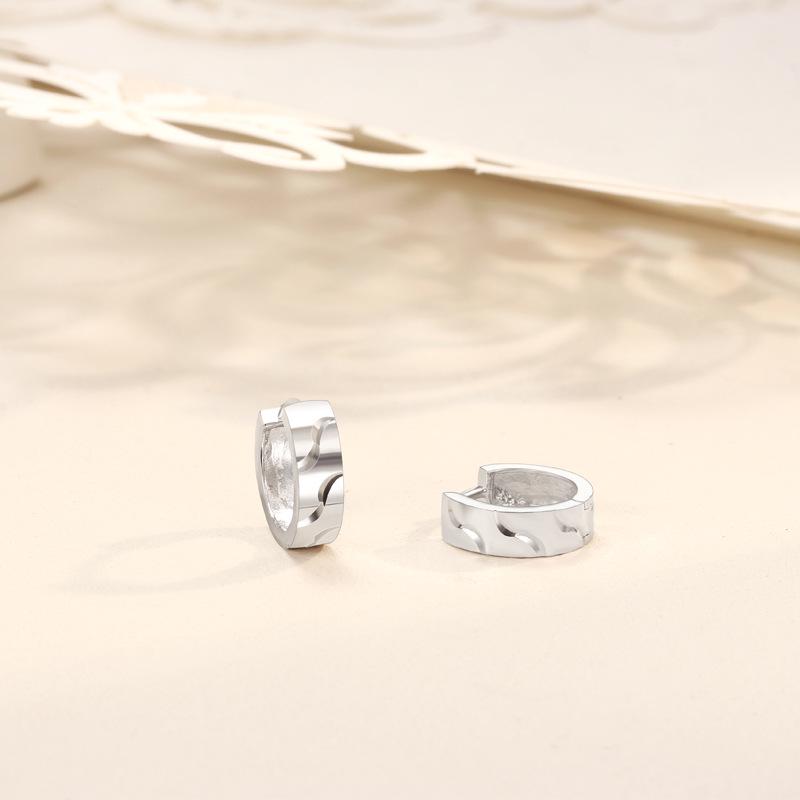Korean Style S925 Sterling Silver Wavy Ear Cuffs - Minimalist Everyday Earrings for a Cold Aesthetic. 925 Silver белого золота