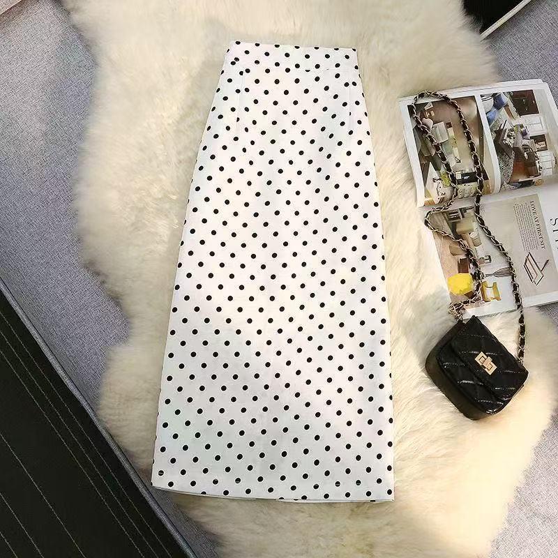 

Women s Black Polka Dot High-Waisted A-Line Midi Skirt with Slit - Slimming and Hip-Hugging for Spring/Summer S (80-95 lbs) Waist 25