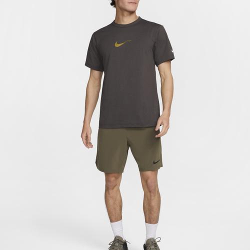 Nike Men's Grey Crew Neck Quick-Dry Short Sleeve T-Shirt