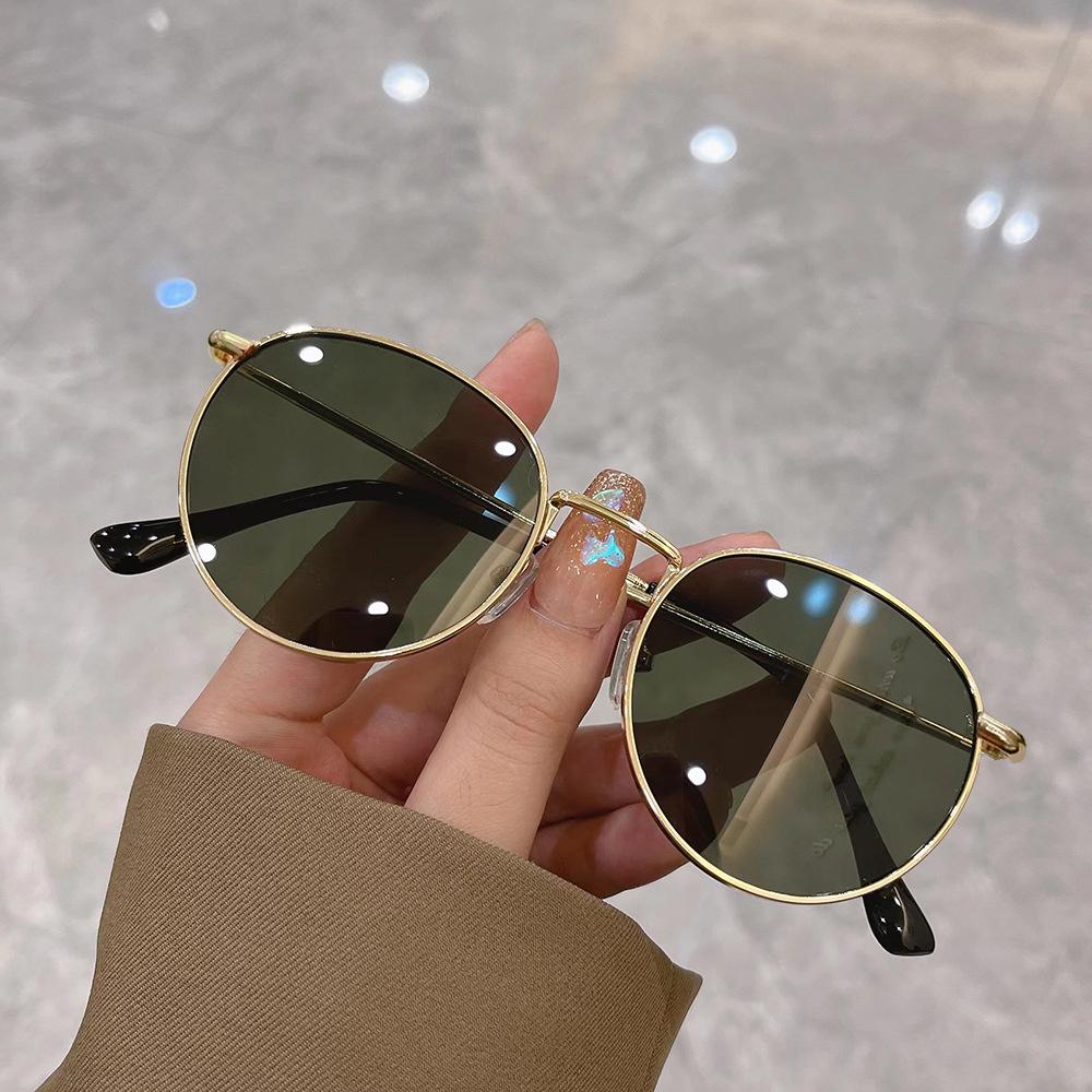 Round Frame Sunglasses Small Frame Retro Shades Hip Hop Eyewear Driving Goggles For Women & Men Accessories Casual Driving