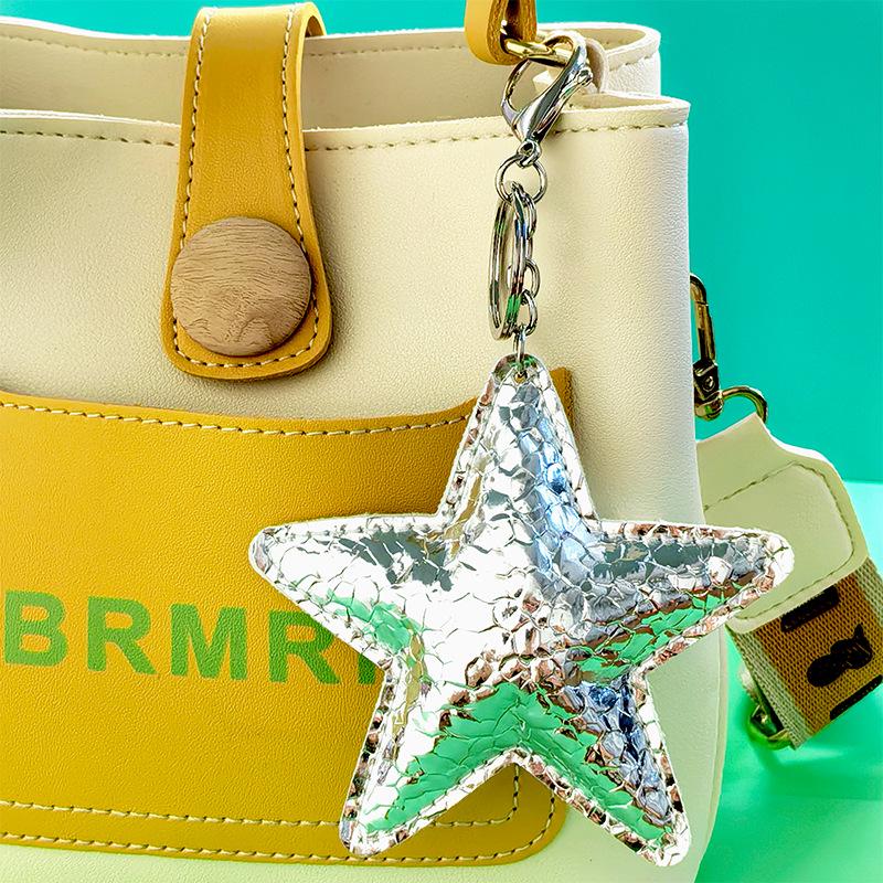 Shiny Three-Dimensional Star & Heart Keychain with Fish Scale Crackle Pattern and Cotton Filling